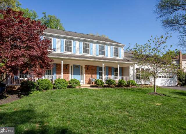 Property at 5 Paramus Ct, North Potomac, MD 20878, 7 beds, 4.5 baths