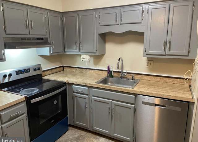 Property at 8908 Simeon Ct, Upper Marlboro, MD 20772, 2 beds, 2.5 baths