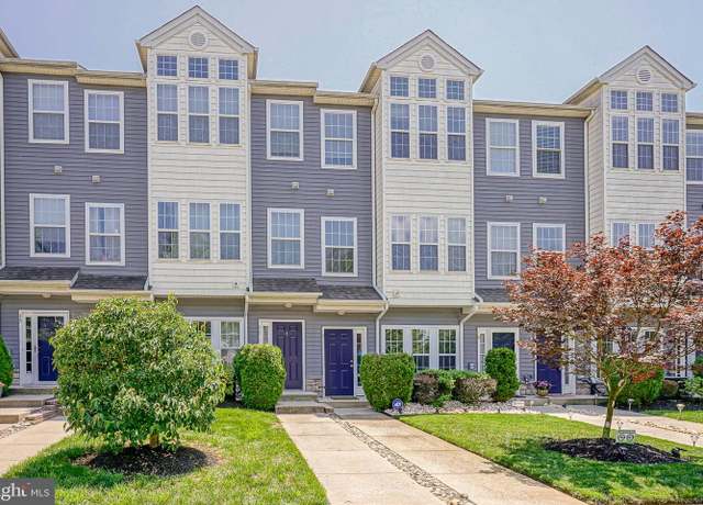 Property at 7 Fox Ct, Riverside, NJ 08075, 3 beds, 2.5 baths