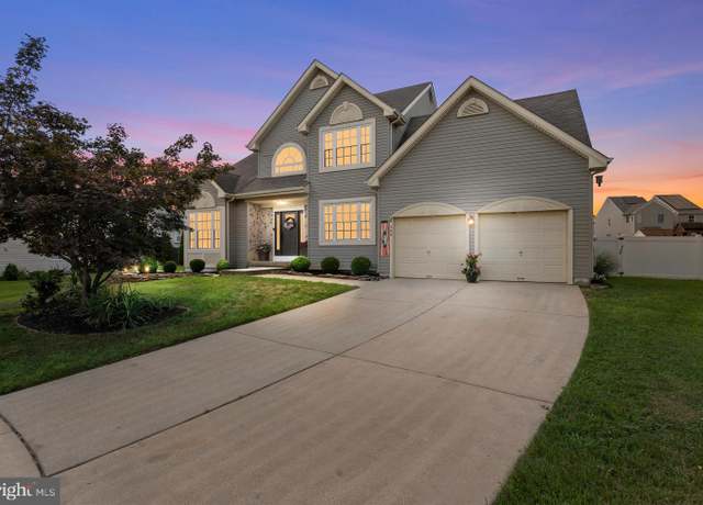 Property at 409 Pewter Ct, Glassboro, NJ 08028, 5 beds, 3.5 baths