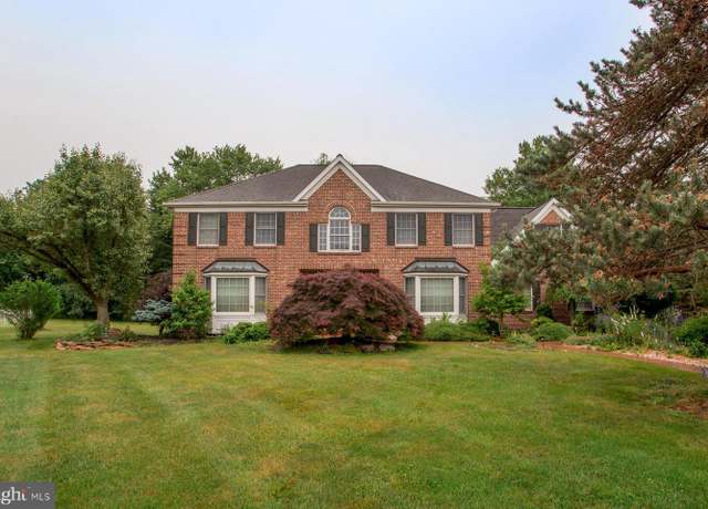 Property at 312 Bless Cir, Richboro, PA 18954, 4 beds, 2.5 baths