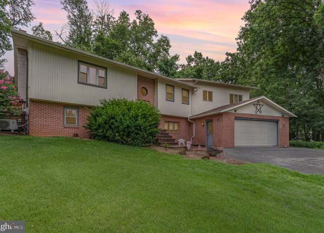 Property at 53 Cherokee Rd, Willow Street, PA 17584, 3 beds, 3 baths