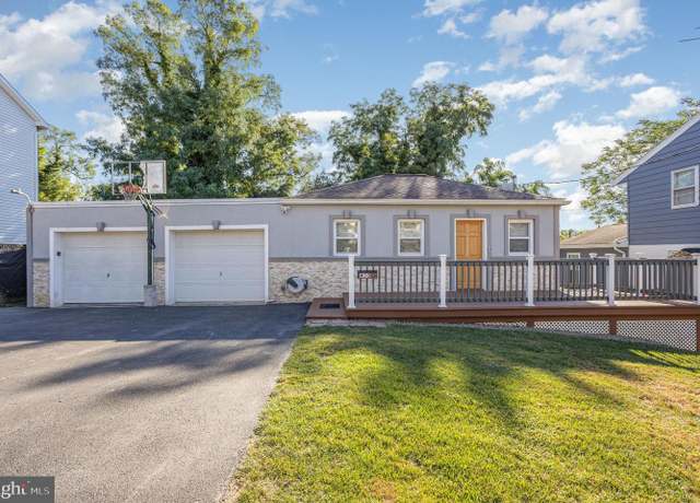 Property at 433 Hillside Ave, Lancaster, PA 17603, 2 beds, 1 bath