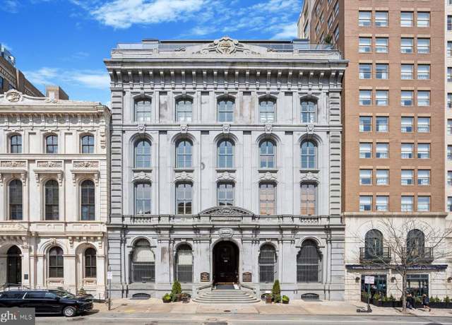 Property at 421 Chestnut St #402, Philadelphia, PA 19106, 2 beds, 2.5 baths