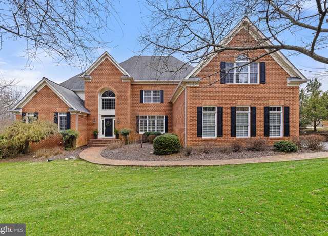 Property at 7887 Wellington Dr, Warrenton, VA 20186, 6 beds, 5.5 baths