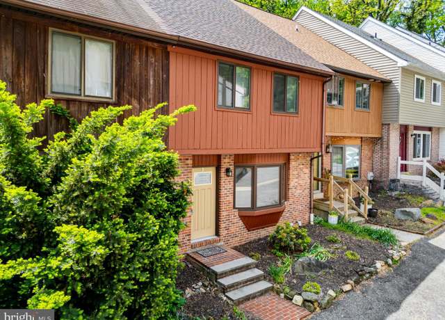 Property at 49 Helios Ct, Newark, DE 19711, 3 beds, 1.5 baths