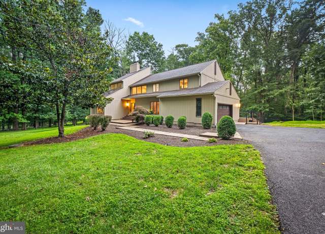 Property at 7 Shaded Glen Ct, Owings Mills, MD 21117, 4 beds, 3.5 baths