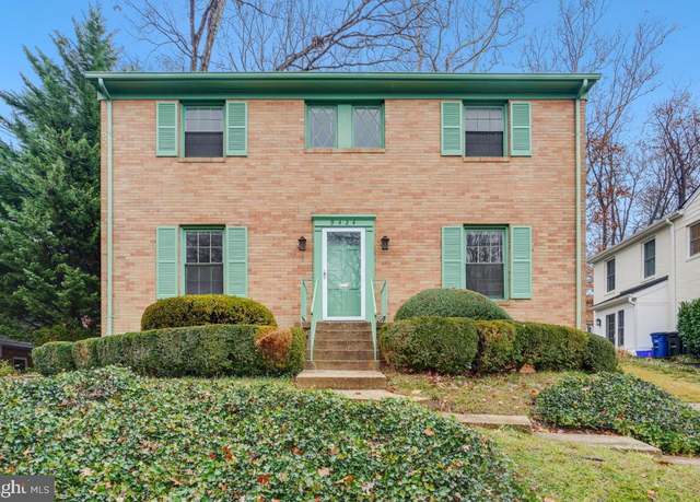 Property at 9424 Bulls Run Pkwy, Bethesda, MD 20817, 5 beds, 3.5 baths