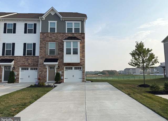 Property at 39 Roundstone Run, Swedesboro, NJ 08085, 3 beds, 2.5 baths