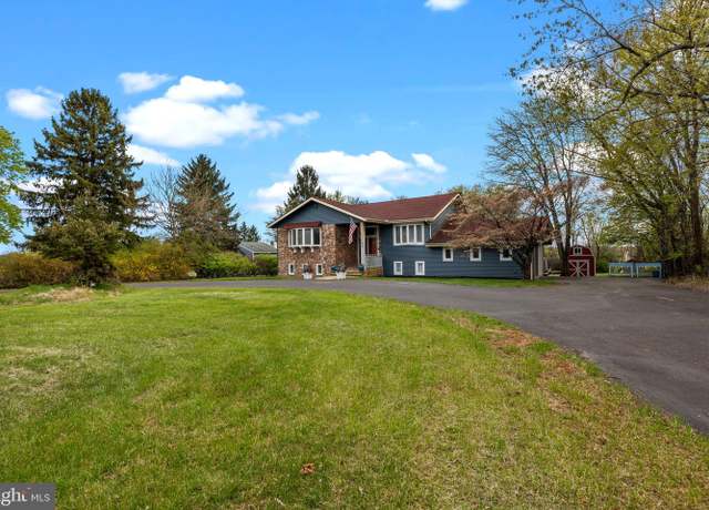 Property at 152 Twining Bridge Rd, Newtown, PA 18940, 5 beds, 3.5 baths