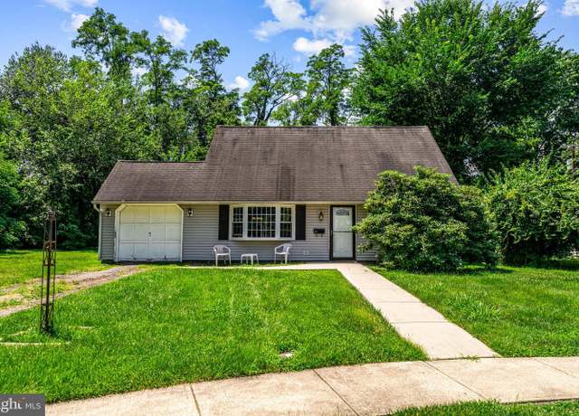 Property at 24 Eventide Pl, Levittown, PA 19054, 4 beds, 2 baths