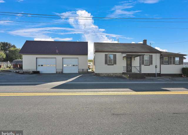 Property at 1536 Sandhill Rd, Lebanon, PA 17046, 4 beds, 2 baths