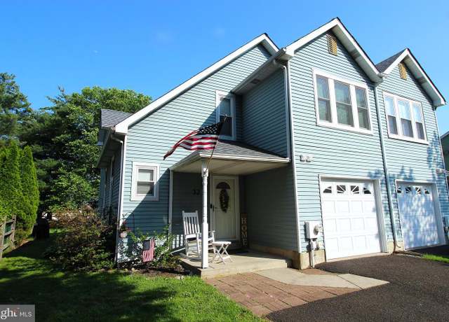 Property at 32 School Rd, Horsham, PA 19044, 3 beds, 1.5 baths