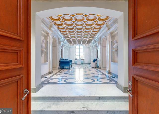 Property at 421 Chestnut St #401, Philadelphia, PA 19106, 3 beds, 2.5 baths