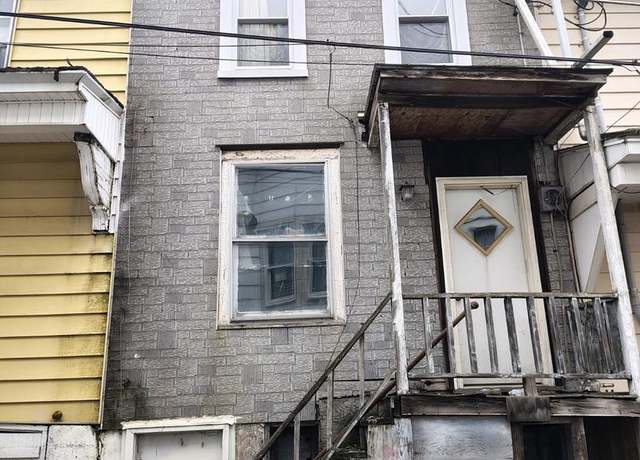 Property at 412 W New York St, Shenandoah, PA 17976