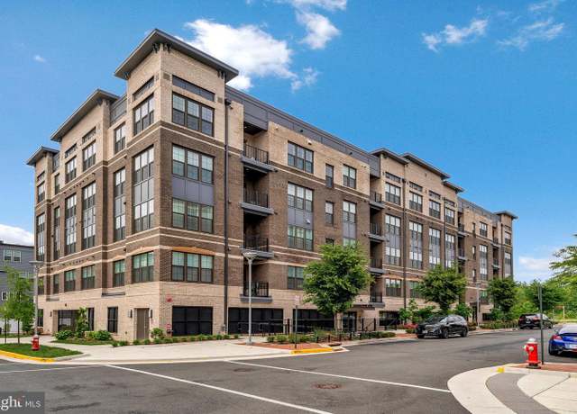 Property at 2320 Field Point Rd Unit 4-405, Herndon, VA 20171, 2 beds, 2 baths
