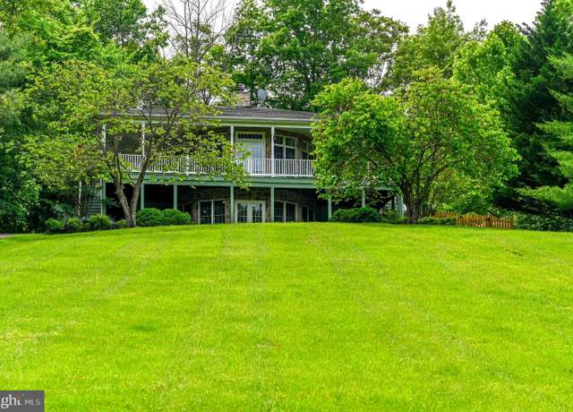 Property at 170 Vaughndom Way, Martinsburg, WV 25404, 3 beds, 3.5 baths
