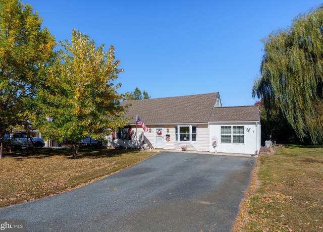 Property at 30 Norman Allen St, Elkton, MD 21921, 3 beds, 2 baths