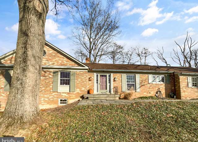 Property at 15705 White Rock Rd, Gaithersburg, MD 20878, 4 beds, 2.5 baths
