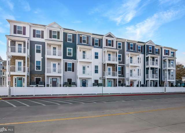 Property at 14301 Coastal Hwy Unit F, Ocean City, MD 21842, 3 beds, 4 baths