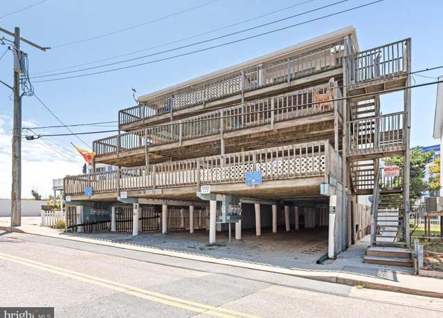 Property at 5 93rd St #5, Ocean City, MD 21842, 1 bed, 1 bath