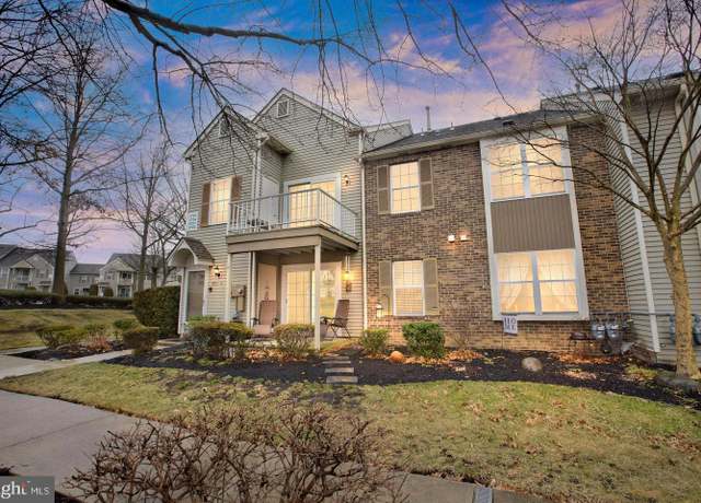 Property at 5702-B Adelaide Dr, Mount Laurel, NJ 08054, 2 beds, 2.5 baths