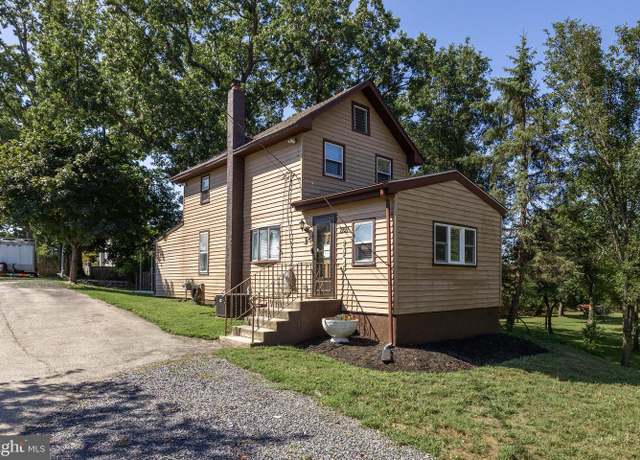 Property at 2191 Garwood Rd, Sicklerville, NJ 08081, 2 beds, 1 bath