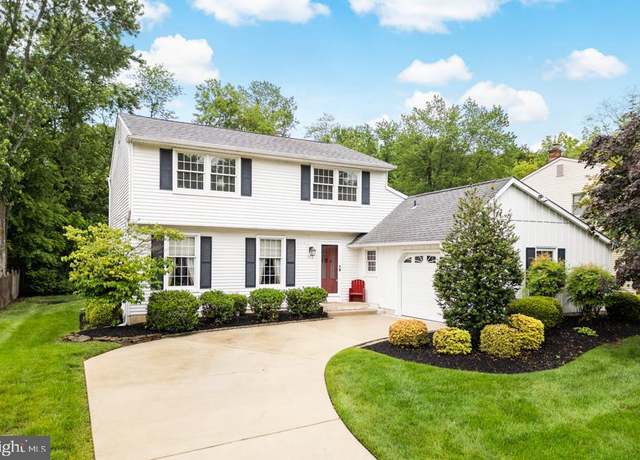 Property at 172 Dorado Ave, Sewell, NJ 08080, 3 beds, 1.5 baths