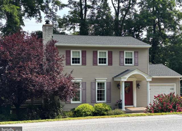 Property at 5331 Strasburg Rd, Kinzers, PA 17535, 3 beds, 1.5 baths