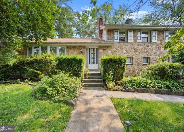 Property at 417 Gribbel Rd, Wyncote, PA 19095, 4 beds, 3 baths