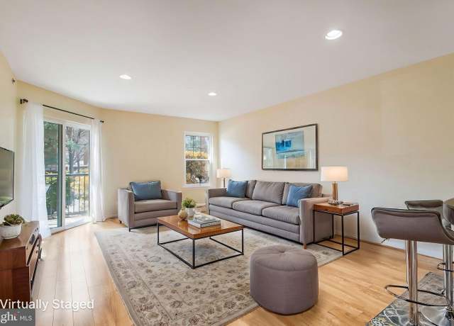 Property at 3313 Wyndham Cir #1218, Alexandria, VA 22302, 1 bed, 1 bath