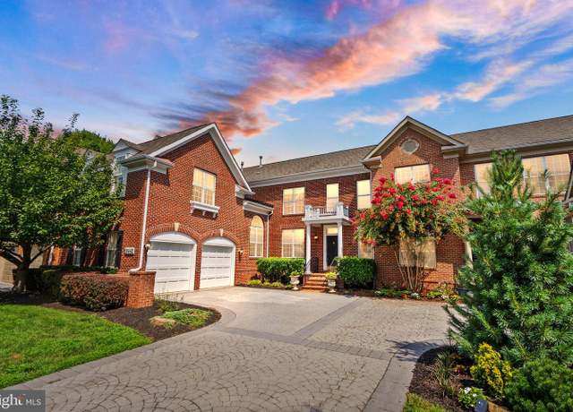 Property at 18442 Lanier Island Sq, Leesburg, VA 20176, 3 beds, 4.5 baths