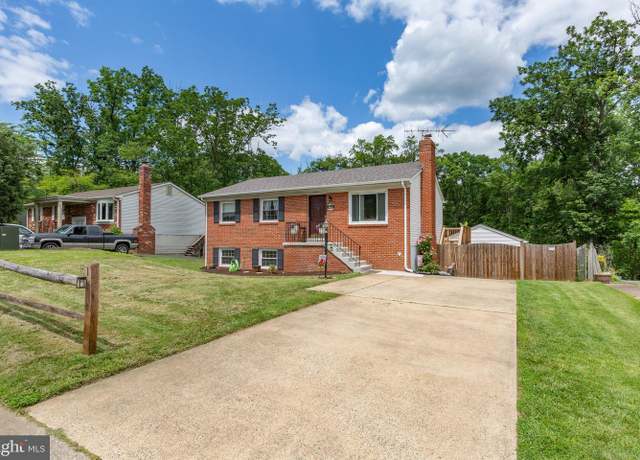 Property at 1704 Horner Rd, Woodbridge, VA 22191, 4 beds, 2 baths