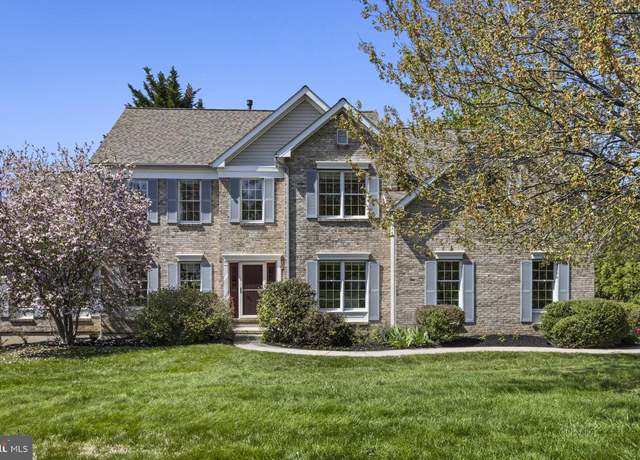 Property at 50 Worthington Park Rd, Newark, DE 19711, 4 beds, 2.5 baths