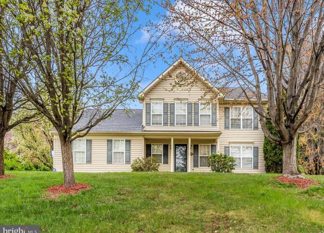 Property at 2233 W Greenleaf Dr, Frederick, MD 21702, 5 beds, 3.5 baths
