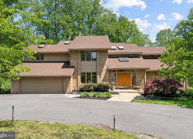 Property at 6 Monterra Ct, Rockville, MD 20850, 5 beds, 5 baths