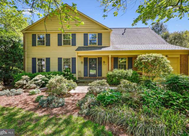 Property at 11600 Hitching Post Ln, North Bethesda, MD 20852, 5 beds, 4 baths