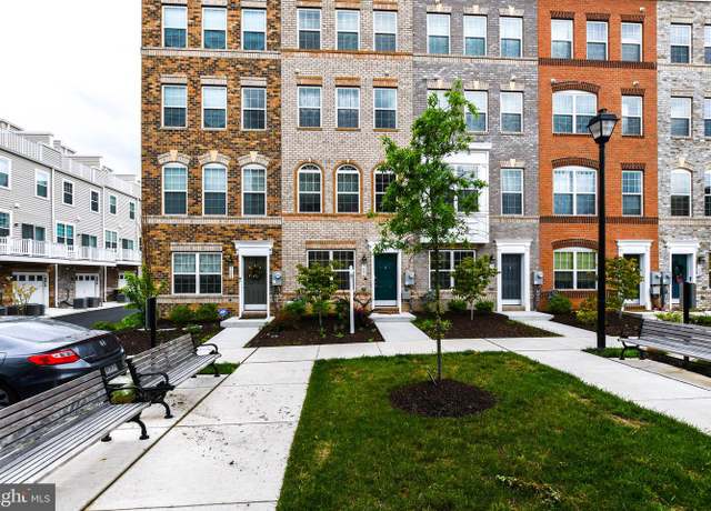 Property at 9606 Weshire Dr, Upper Marlboro, MD 20774, 3 beds, 3.5 baths