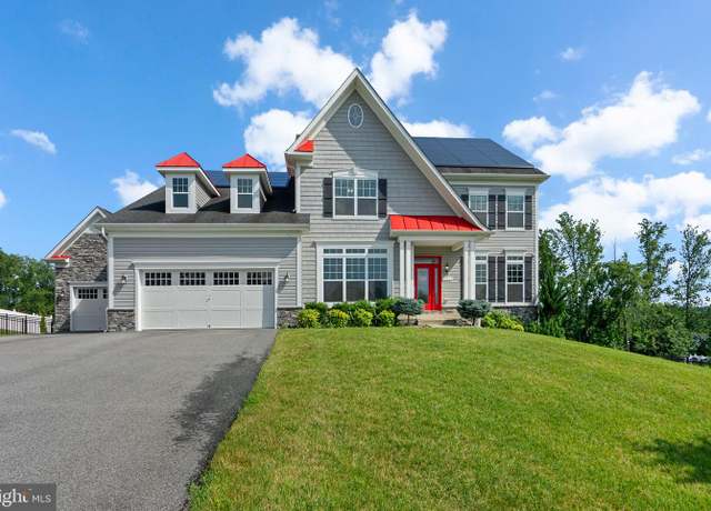Property at 12610 Carolina Meadow Ln, Clinton, MD 20735, 7 beds, 5.5 baths