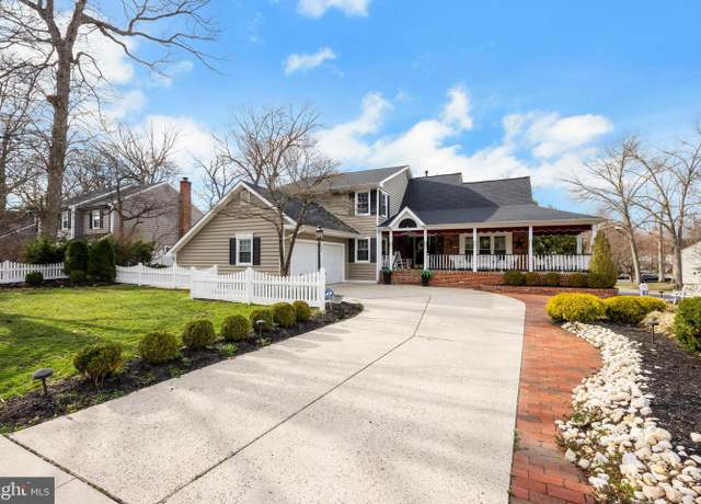 Property at 27 Whitechapel Dr, Mount Laurel, NJ 08054, 4 beds, 2.5 baths