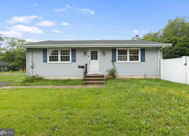 Property at 21 Jerrys Ave, Clayton, NJ 08312, 3 beds, 1 bath