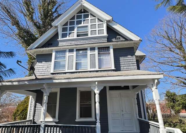 Property at 93 7th St, Salem, NJ 08079, 6 beds, 2.5 baths