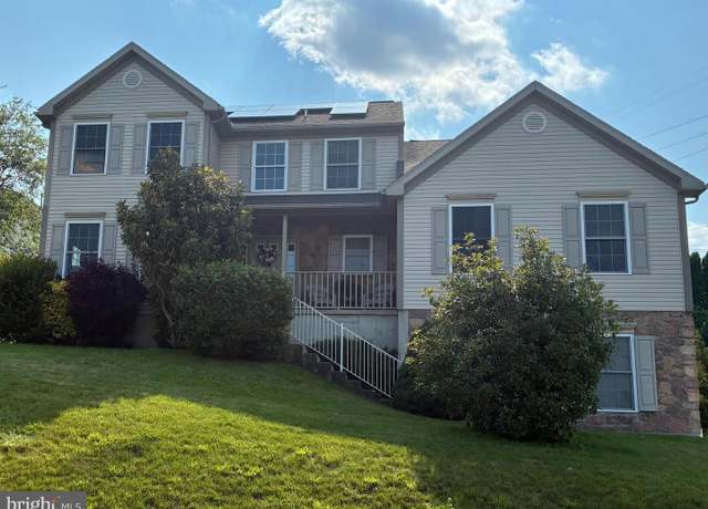 Property at 5016 Overlook Pointe, Douglassville, PA 19518, 5 beds, 3.5 baths