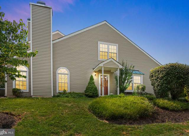 Property at 507 Potters Ct, Southampton, PA 18966, 2 beds, 2.5 baths