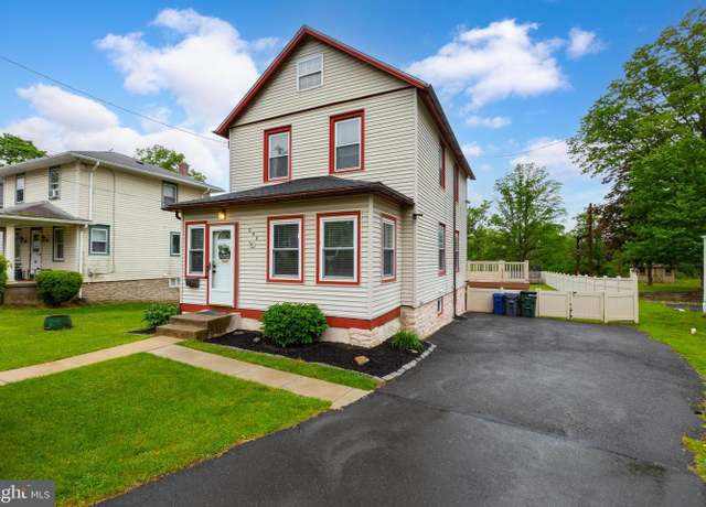 Property at 596 N Tyson Ave, Glenside, PA 19038, 4 beds, 2 baths