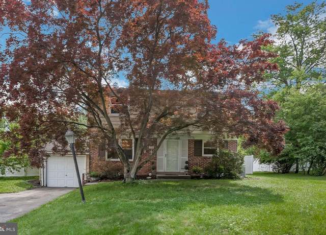 Property at 1590 Daws Rd, Blue Bell, PA 19422, 4 beds, 1.5 baths