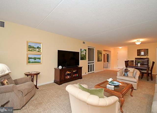Property at 20338 Valley Forge Cir #338, King Of Prussia, PA 19406, 2 beds, 2 baths