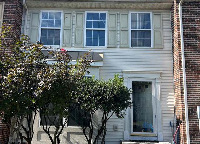 Property at 106 Sutton Ct, Winchester, VA 22601, 3 beds, 2.5 baths