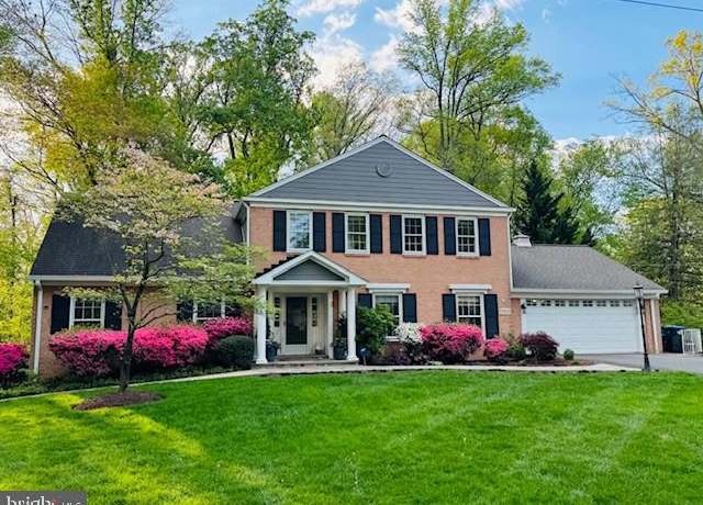 Property at 3204 Barbara Ln, Fairfax, VA 22031, 5 beds, 3.5 baths