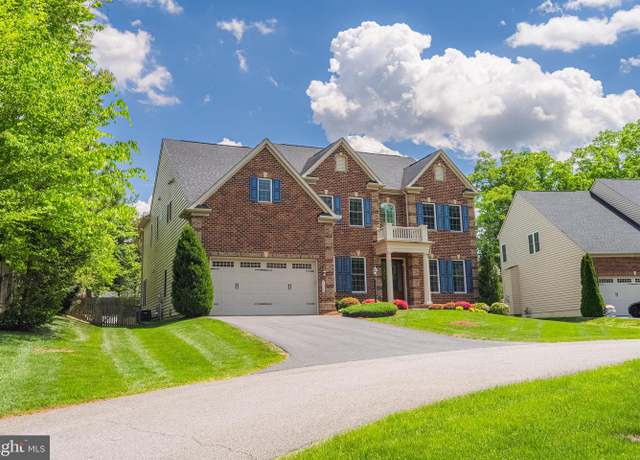 Property at 7578 Glen Pointe Ct, Springfield, VA 22153, 5 beds, 4.5 baths